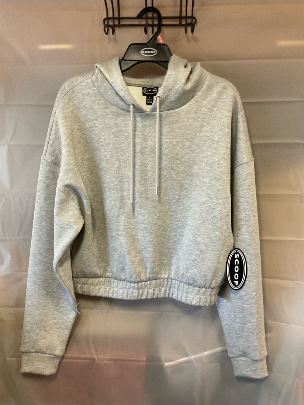 Scoop Women's Gray Cropped Pullover Hoodie
